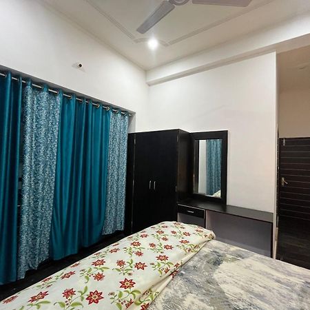 La Calma Homestay Khajuraho Ngoại thất bức ảnh
