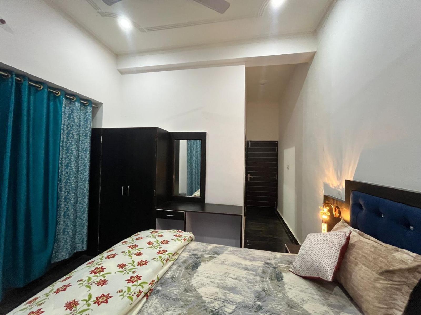 La Calma Homestay Khajuraho Ngoại thất bức ảnh