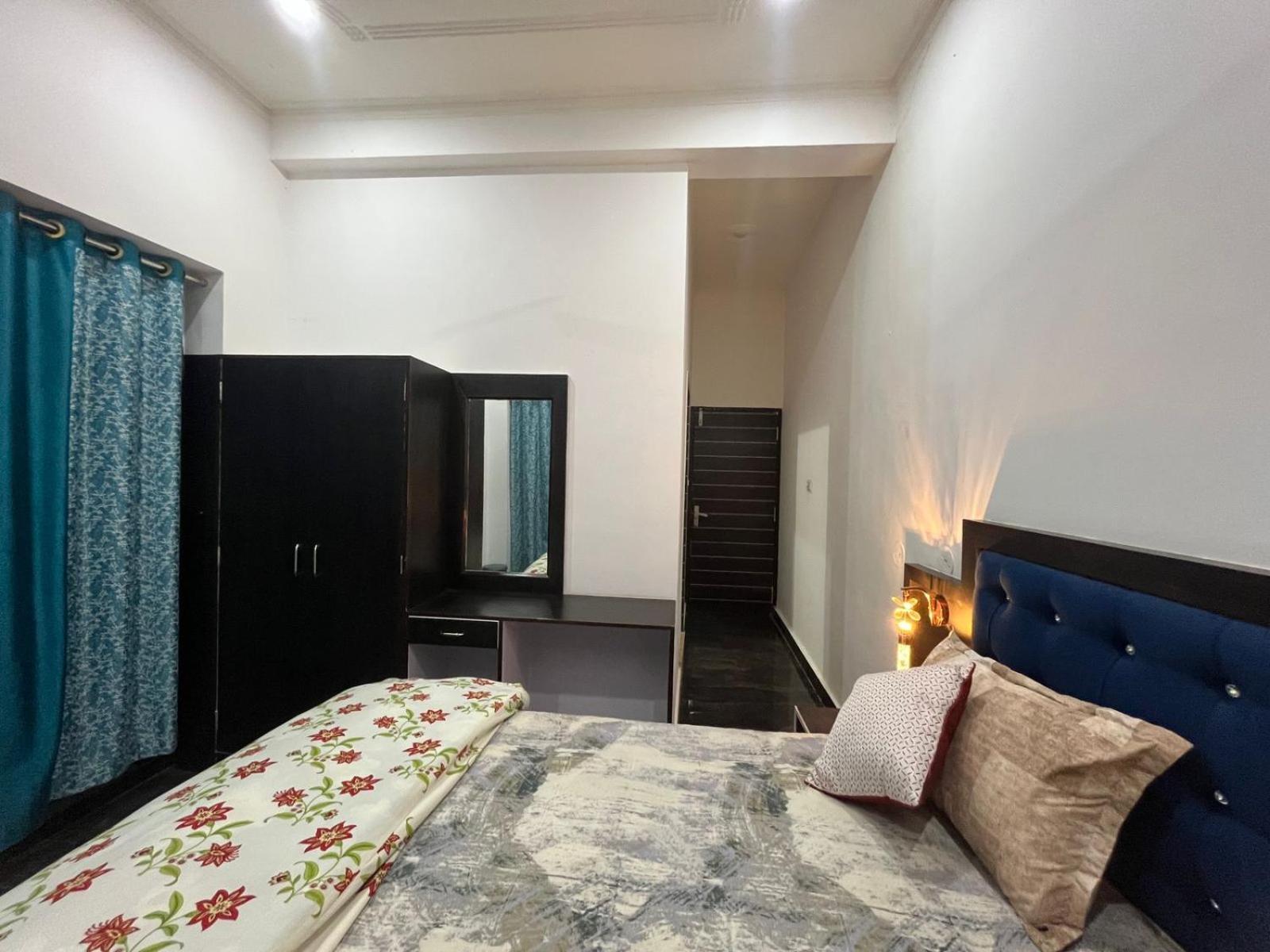 La Calma Homestay Khajuraho Ngoại thất bức ảnh