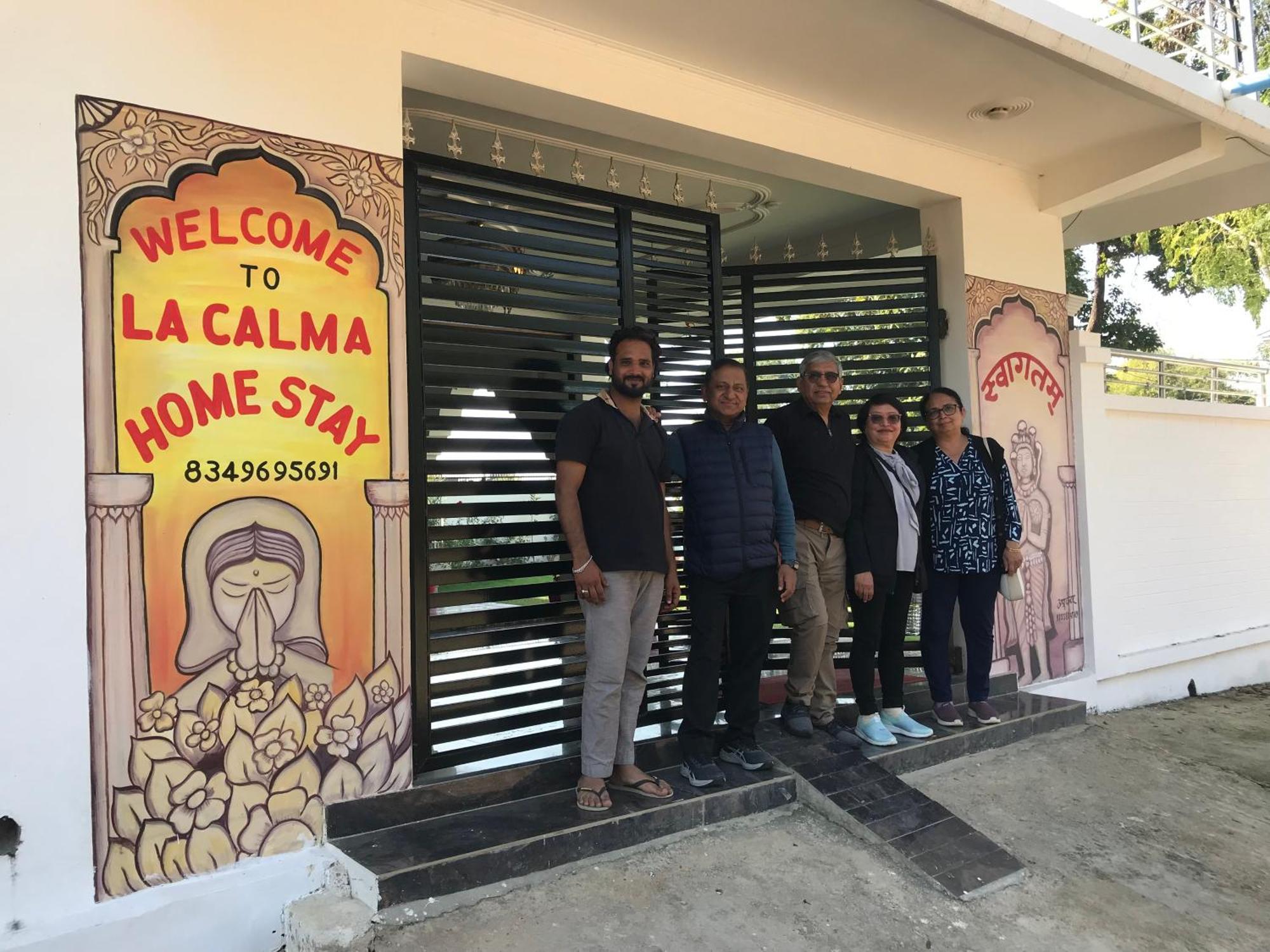 La Calma Homestay Khajuraho Ngoại thất bức ảnh